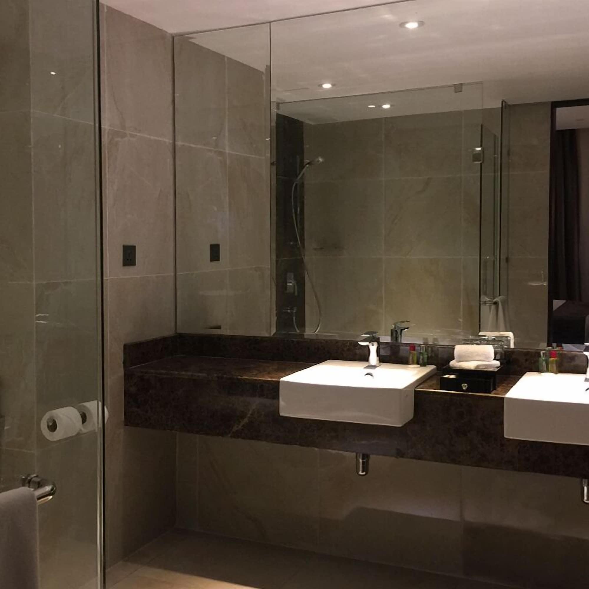 Geno Hotel Shah Alam Eksteriør billede